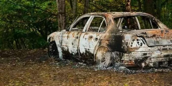 Light A Christmas Tree And Not The Car